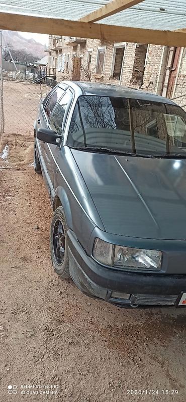 Volkswagen: Volkswagen Passat: 1989 г., 1.8 л, Механика, Бензин, Седан — 2