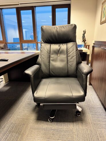 Ofis dəst mebeli: Şəkildə əks olunan bütün mebellər, televizor və televizor altı -da lalafo.az — 5 Ofis dəst mebeli: Şəkildə əks olunan bütün mebellər, televizor və televizor altı — 5