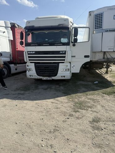 скупка домкрат: Сүйрөгүч, DAF, Тенттелген