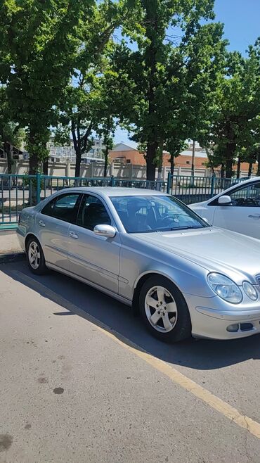 германка е303: Продается элегантный седан Mercedes-Benz E-Class серебристого цвета