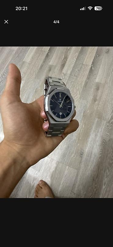 Aksesuarlar: Metal korpuslu və paslanmayan poladdan biləyə taxılan iki saat dəsti — 1