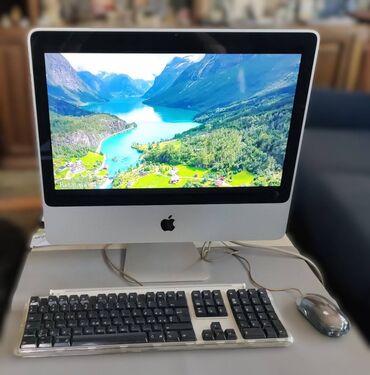 Desktop računari i radne stanice: Apple komplet, iMac, miš tastatura. Sve u odličnom stanju i sve radi — 1