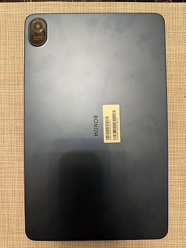 honor ipad: Honor pad8,HEY-W09 128gb,Ram 6gb.cox az istifade olunub.Klaviatura — 2