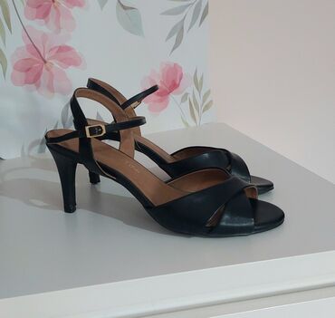 sandale bershka: Sandals, Aldo, 39