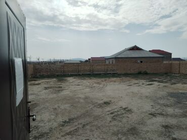 Həyət evləri və villaların satışı: Satlıq həyət evi və torpaq sahəsi - Daş hasarla tam əhatə olunmuş — 12