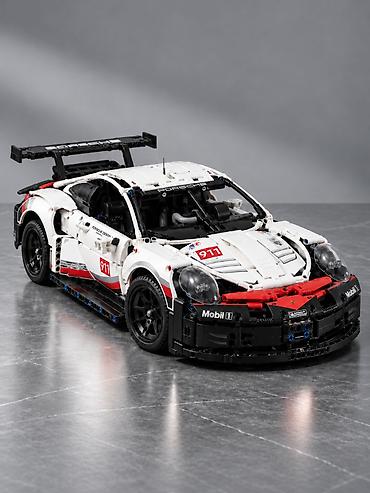 красный страитель: Porsche 911 RSR — конструктор 1580 деталей + картина 80×50 см — 3