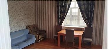 Uzunmüddətli kirayə evlər: İcarəyə verilir: 2 mərtəbəli binanın 1-ci mərtəbəsi. - Plan: 3 otaq — 7