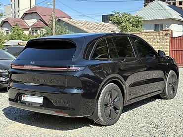 Продажа авто: Lixiang L6: 2024 г., 1.5 л, Автомат, Гибрид, Кроссовер — 9