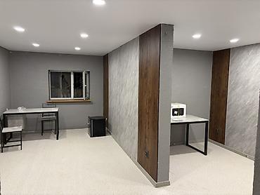 Коммерческая недвижимость: Продажа офисов 135 м², С ремонтом, Многоэтажное здание, Цокольный этаж этаж — 5