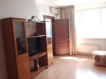 срочно сдаётся квартира: 1 бөлмө, Кыймылсыз мүлк агенттиги, Чогуу жашоосу жок, Толугу менен эмереги бар