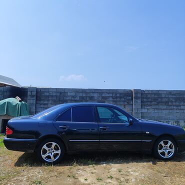 мерс 124 балыкчы: Mercedes-Benz E-Class: 1998 г., 2.4 л, Автомат, Бензин, Седан