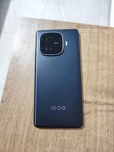 vivo x200pro: Vivo iQOO Z9 Turbo, 512 GB, rəng - Qara, Barmaq izi, İki sim kartlı, Face ID