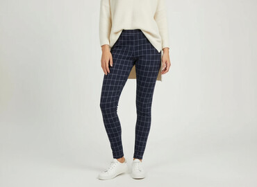 spodnie z zapięciem na nogawkach: Leggings Elegant for women, size S