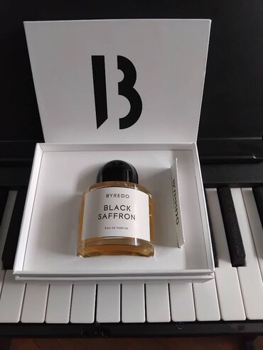 Ətriyyat: Byredo Black Saffron: Eau De Parfum Həcmi 100 ml ( 3.3 FLOZ.)