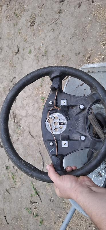 too box: Delovi za Opel – volan i motorni sklop - Volan: trokraki, sa — 1