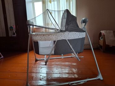 двуспальная кровать с подъемным механизмом: Для девочки и мальчика, Новый, Колыбель, С механизмом качания