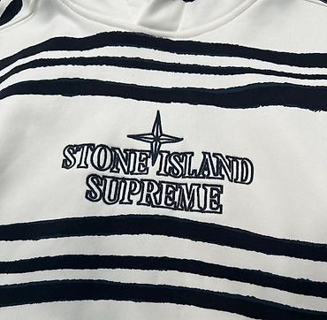 Толстовки: Stone Island x Supreme Hoodie - Rəng və dizayn: Ağ əsas fon üzərində — 2