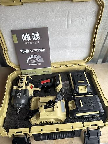 force 142: Аккумуляторный ударный гайковёрт FB-1280 (21 В, бесщеточный) в кейсе — 1