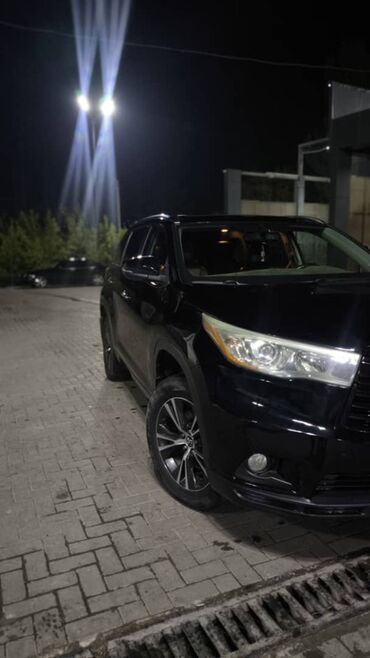 Toyota: Toyota Highlander: 2019 г., Внедорожник