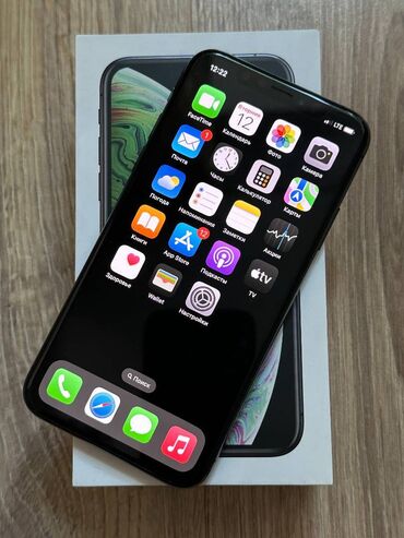 аккумулятор для айфона: IPhone Xs, Колдонулган, 64 ГБ, Jet Black, Заряддоочу түзүлүш, Куту, 77 %