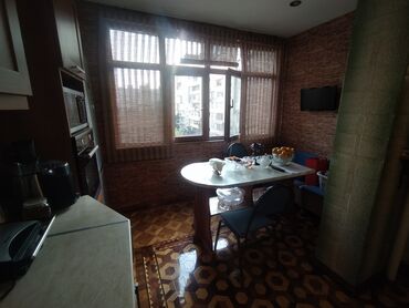 Qonaq otağı dəstləri: Divan, Kredit yoxdur — 18