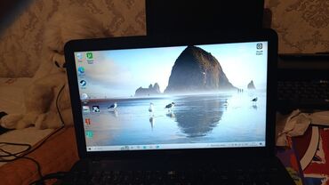 Планшеты: Toshiba noutbuk Xüsusiyyətlər: - Ekran: təxminən 15.6", mat panel -