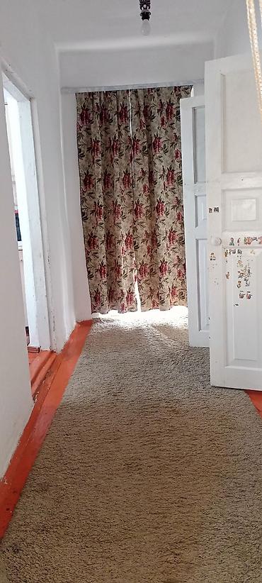 Продажа дач: Дом с участком - Одноэтажный дом с верандой и навесом на входе — 3