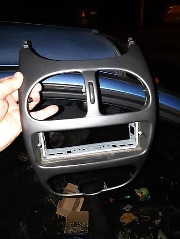 kombi visina: UNUTRAŠNJA MASKA, LAJSNA ZA PEUGEOT 206 | Blenda za radio .Imam sve — 1