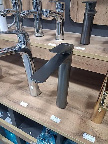 - Məhsul: Lavabo üçün təkçarxlı qarışdırıcı kran - Rəng/örtük