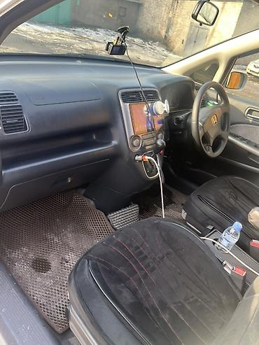 Honda: Honda Stream: 2002 г., 1.7 л, Автомат, Бензин, Универсал — 5