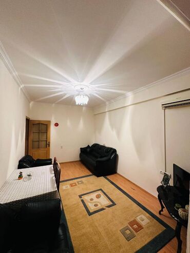 Uzunmüddətli kirayə mənzillər: Gənclik metro stansiyasına ~300 metr məsafədə,Caspian Shopping Center — 7