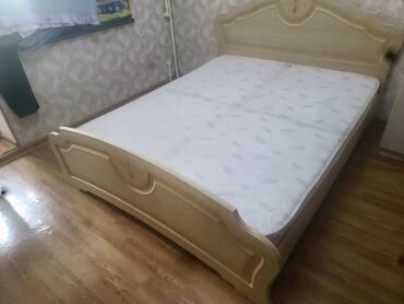 заказать прикроватную тумбочку: Двуспальная кровать, Б/у, С матрасом, длина - 2000 см