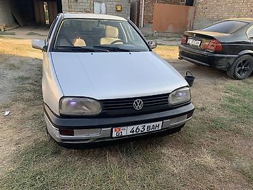 жак бу: Volkswagen Golf: 1992 г., 1.8 л, Кол менен иштөөчү, Бензин, Хетчбек — 1