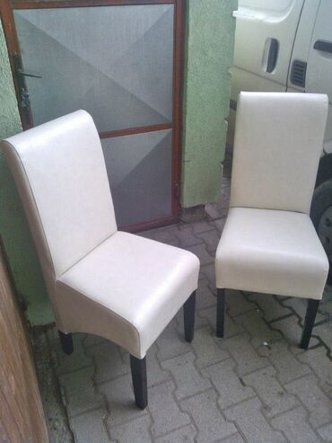 Stolice: Stolice komad 3800 dostava 2500 na lalafo.rs — 15 Stolice: Stolice komad 3800 dostava 2500 — 15