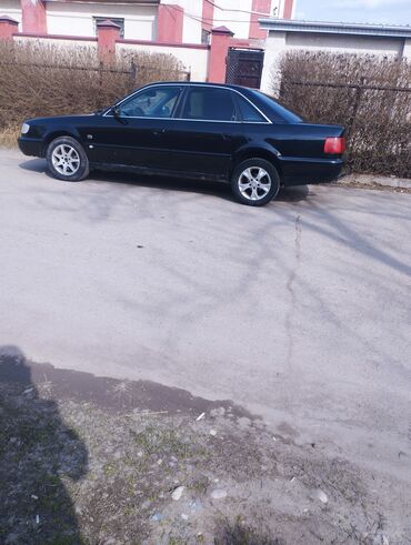Audi A6: 1995 г., 2.8 л, Механика, Бензин, Седан