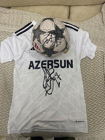 karabağ karavan: Мужская футболка, Adidas, S, цвет - Белый — 1