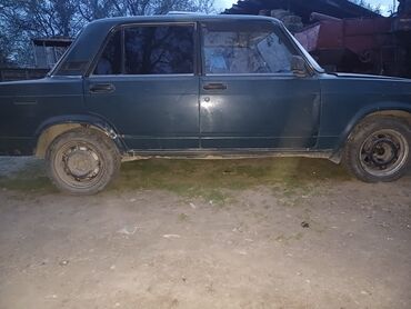 ВАЗ (ЛАДА): ВАЗ (ЛАДА) 2107: 2004 г., 1.6 л, Механика, Бензин, Седан