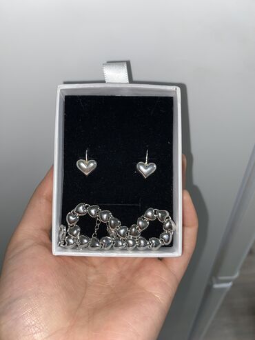 серебристый браслет: Комплект (браслет+серьги) серебро 925 пробы!!! в идеальном состоянии🥰