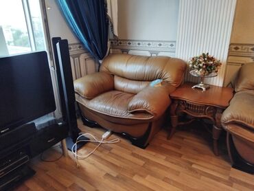 Кресло, Кожа, Нет кредита, Нет доставки
