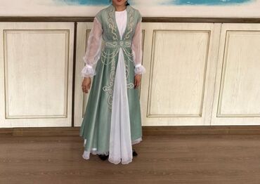 кыргызская национальная одежда: Национальный костюм, Женский, 44, 46 (M), 1 день