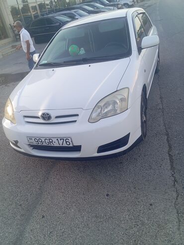 qazel satisi: Toyota Corolla: 1.4 l | 2005 il Hetçbek