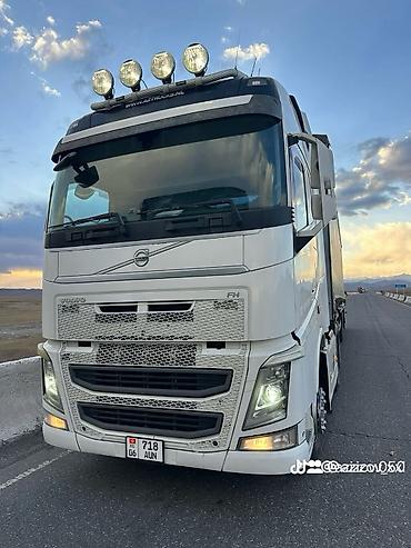 krone sd: Тягач, Volvo, 2015 г., Тентованный — 3