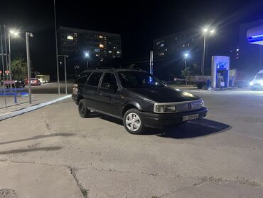 полировачный машина: Volkswagen Passat: 1.8 л, Механика, Бензин, Универсал