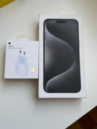 black berry passport: IPhone 15 Pro Max, 256 GB, Qara, Simsiz şarj, Face ID