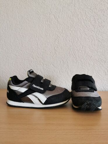 decije jaknice: Reebok, Size - 24