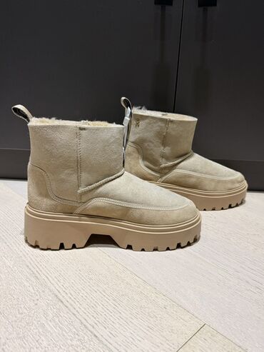 Uqqilər: Совершенно новые угги от tommy hilfiger Куплены с американского — 7