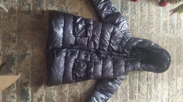 зимняя детская куртка для мальчика: Срочно продаю куртка 6-7жаш зимние район Киркомстром