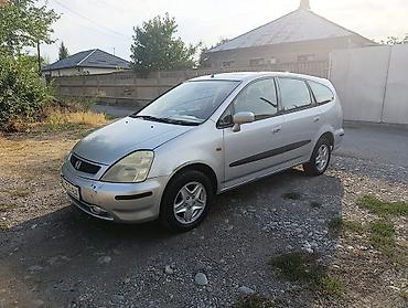 банан водный: Honda Stream: 2002 г., 2 л, Автомат, Бензин, Минивэн — 5