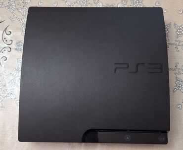 ps3 qiymeti irsad: Playstation 3 2 oyun pultu və 30 oyun mövcuddur,aparatın özü, pult və