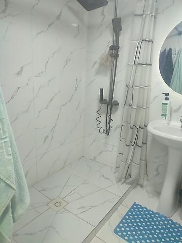 Продажа коттеджей и домов: Продаётся жилой дом г Кара-Балта с палтавка с большим двором и — 14